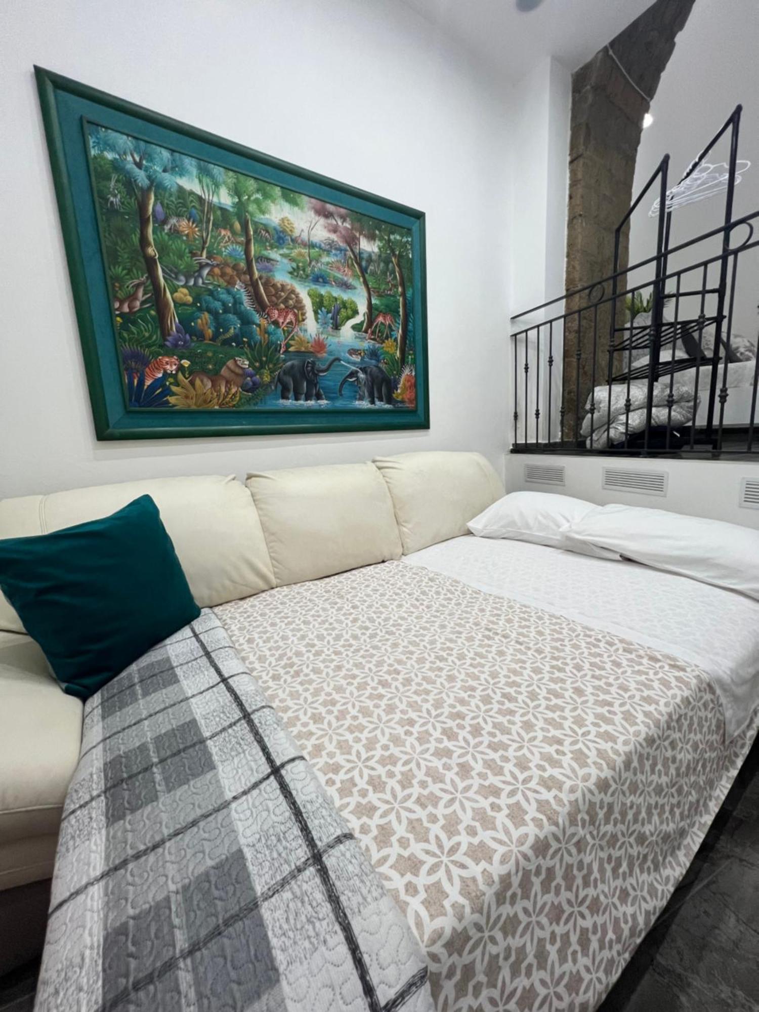 Arco Dei Borboni Bed & Breakfast Napoli Ngoại thất bức ảnh