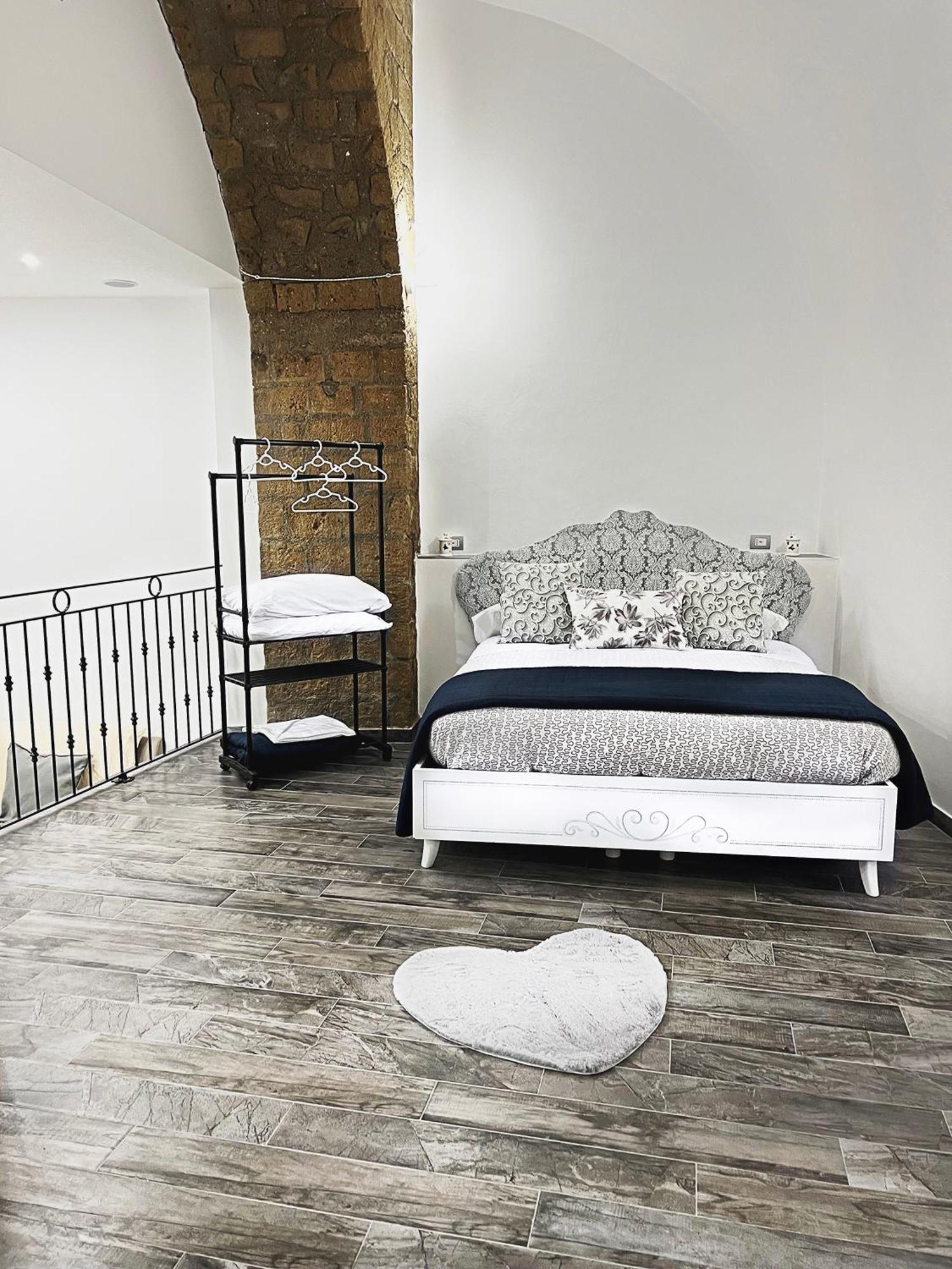 Arco Dei Borboni Bed & Breakfast Napoli Ngoại thất bức ảnh
