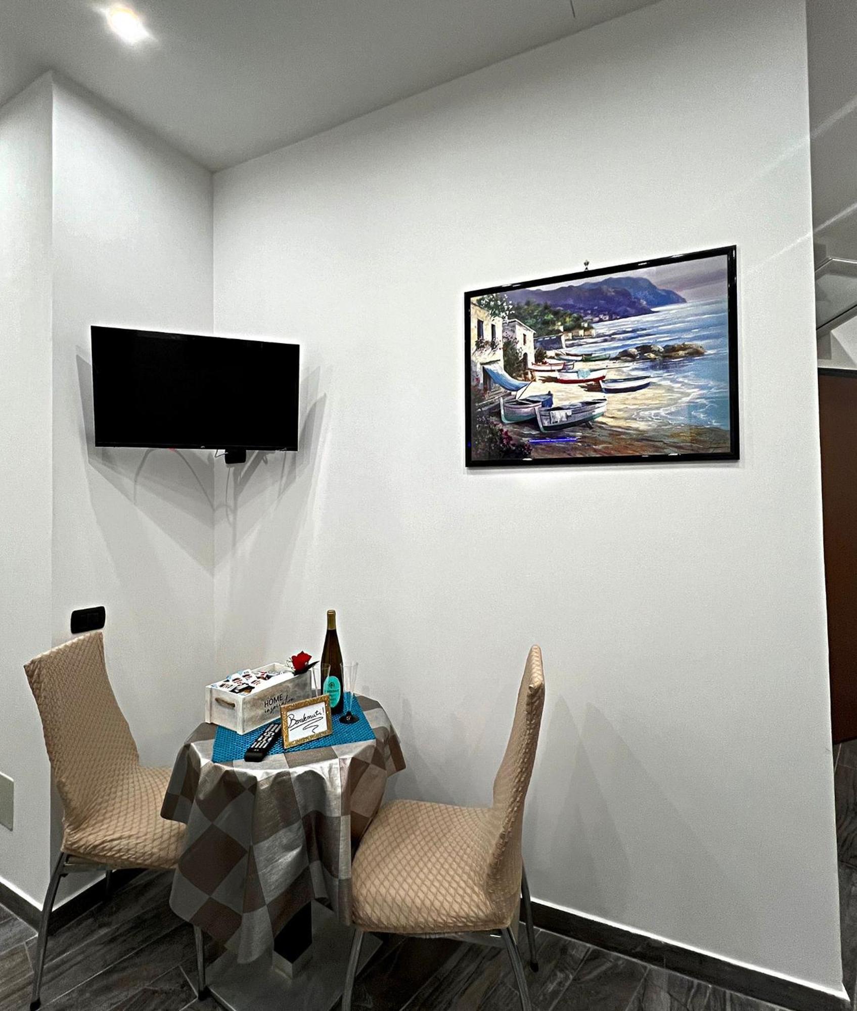 Arco Dei Borboni Bed & Breakfast Napoli Ngoại thất bức ảnh
